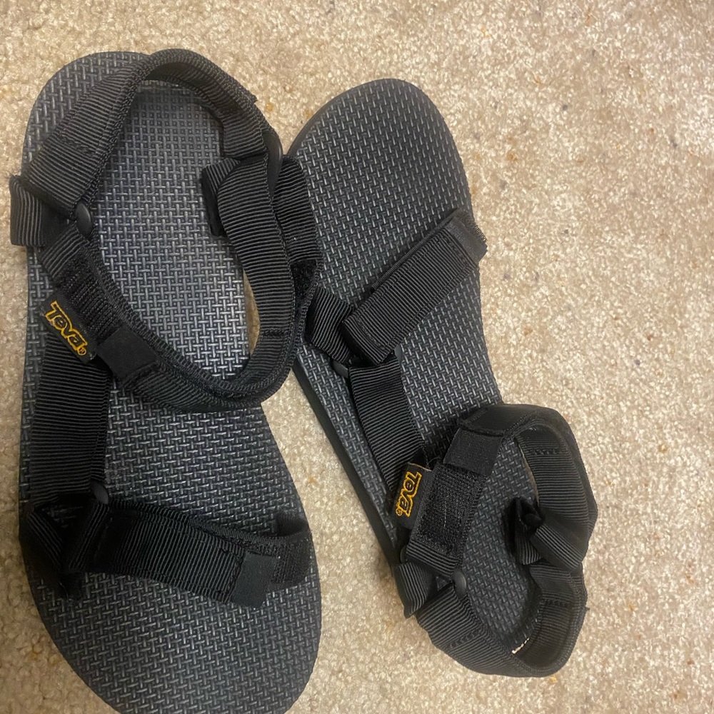 Teva black size 8 sandals worn once